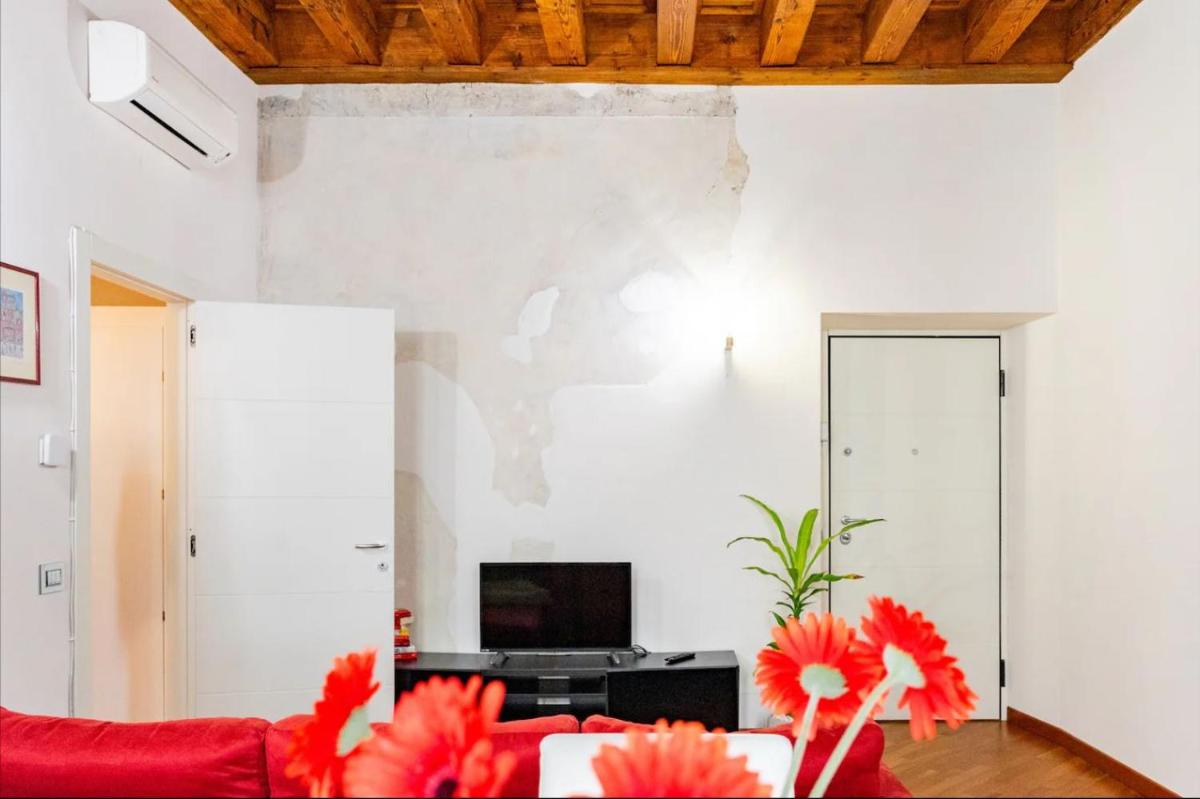 Magnolia Home - Piazza delle Erbe - Housity