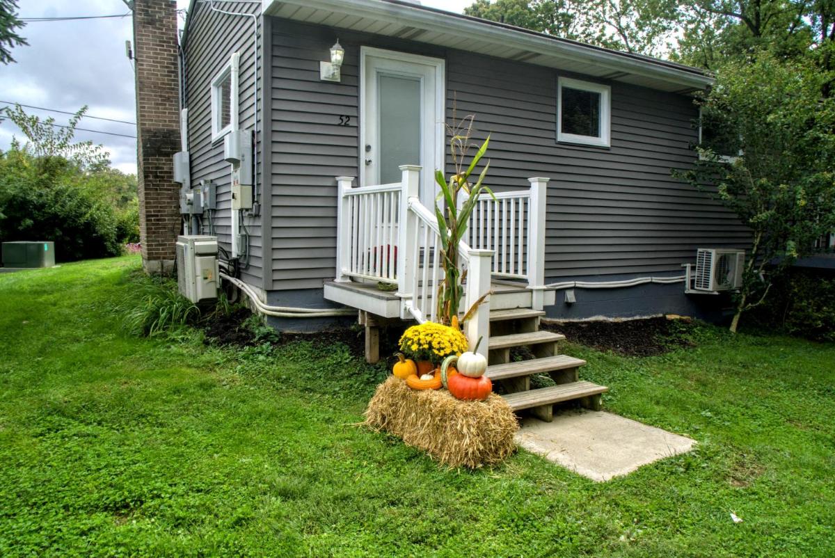 Cameron Estate Inn - Housity