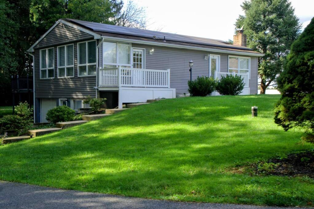 Cameron Estate Inn - Housity