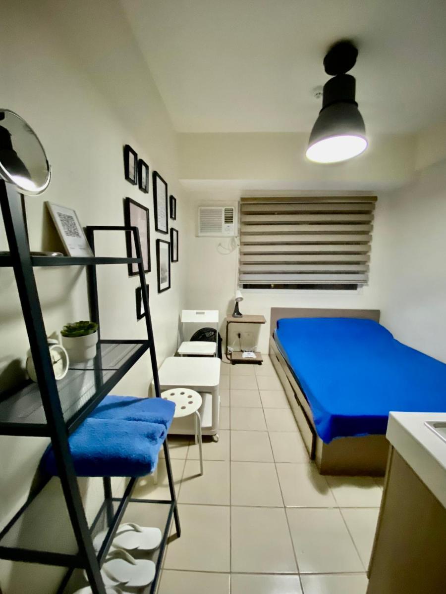 Suitetrails - HV's Cozy City Skyline Studio Condo at Urban Deca Homes Mandaluyong
