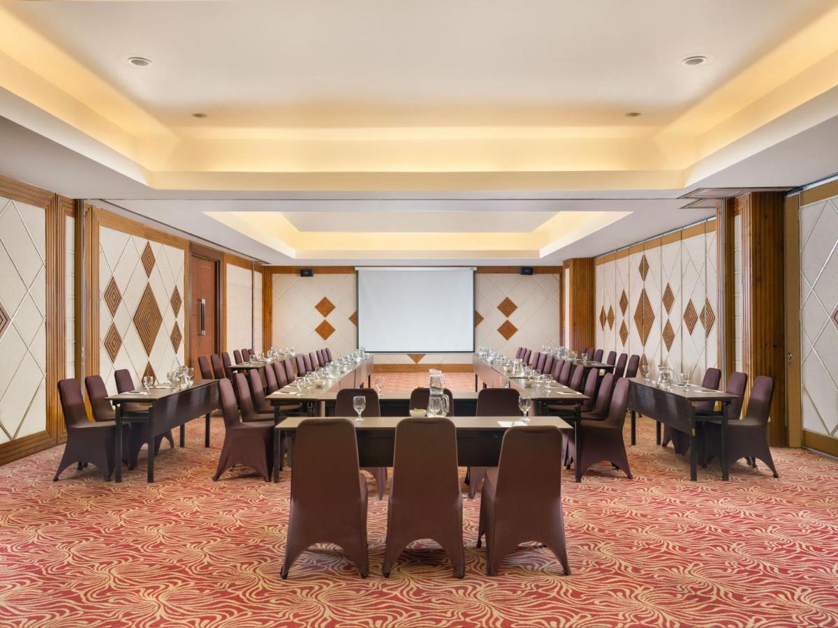 Hotel Santika Premiere Gubeng Surabaya - Housity