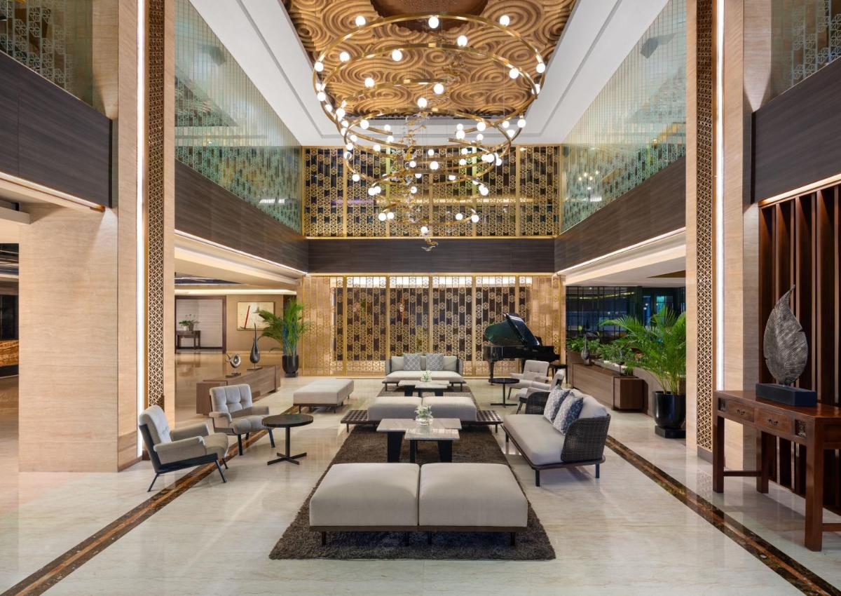 Hotel Santika Premiere Gubeng Surabaya - Housity