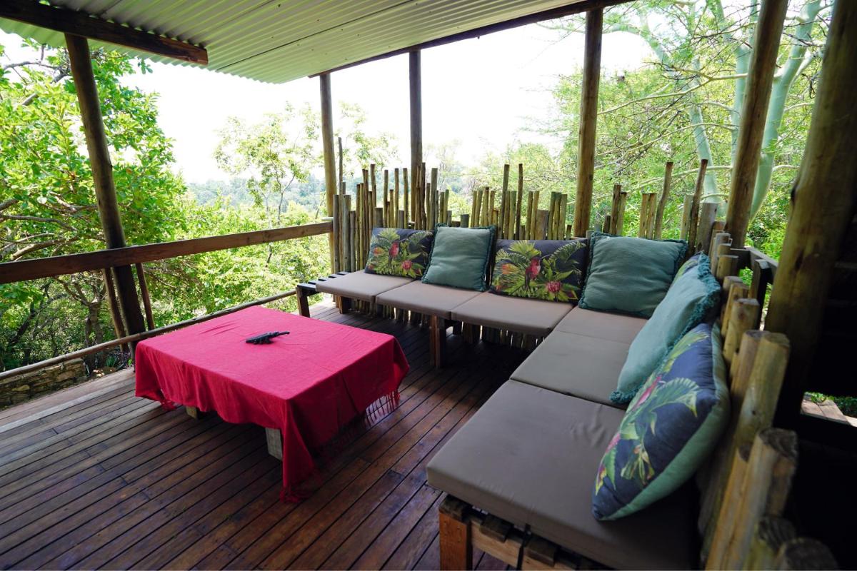 Rustic River & Bush Escape - Housity