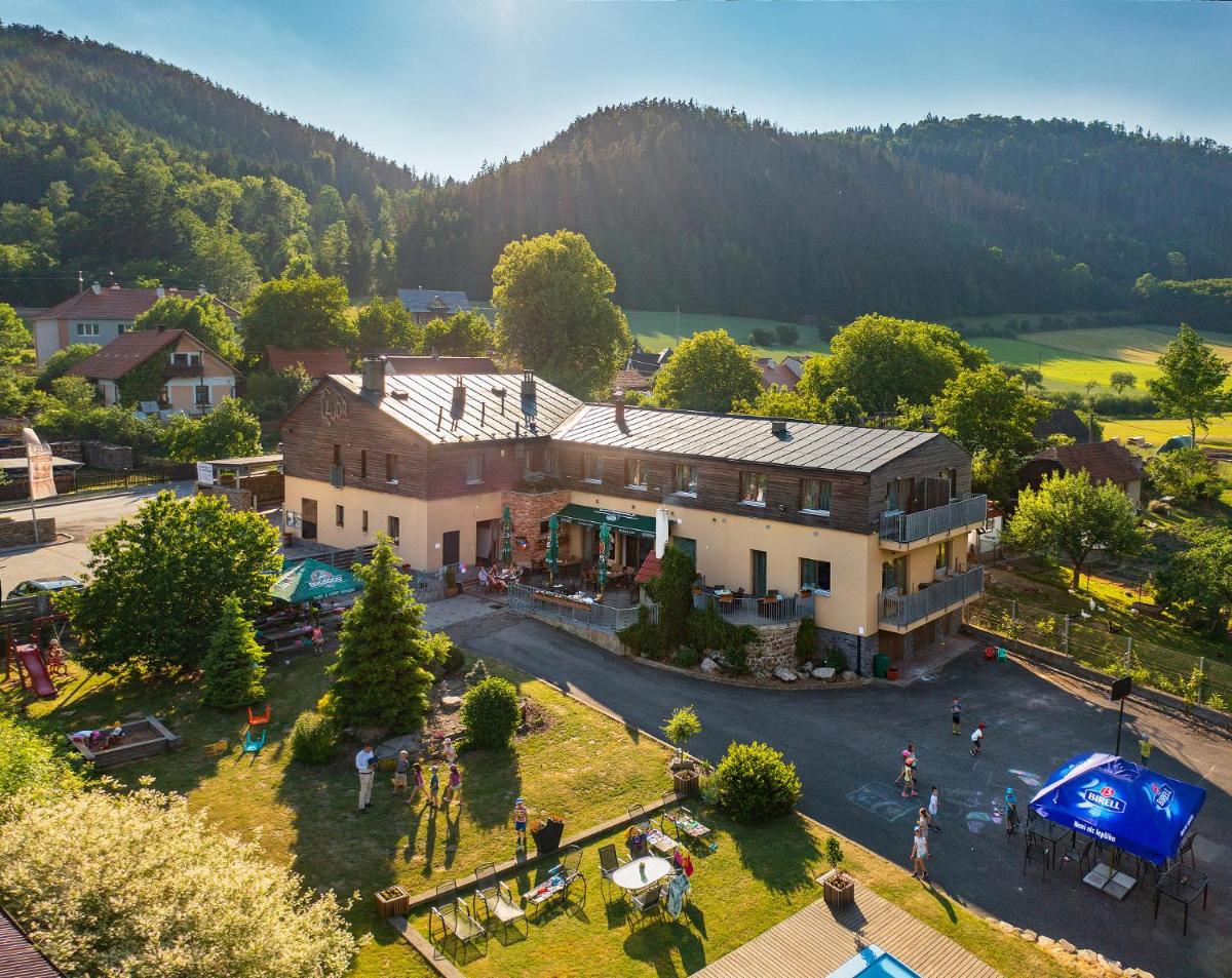 Penzion Zubr - Housity