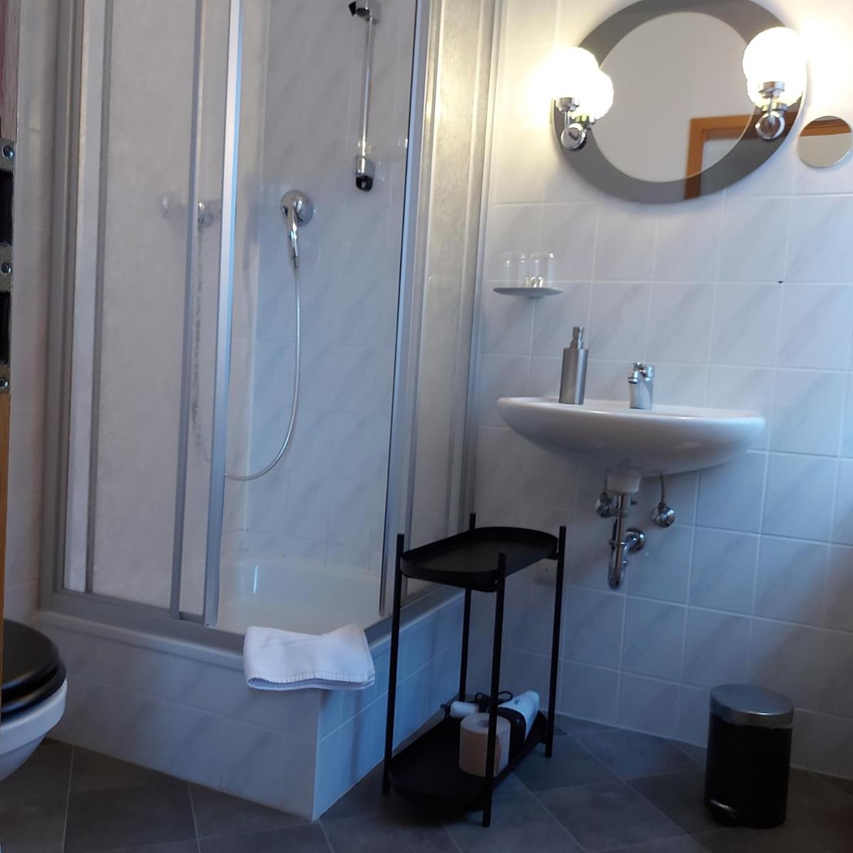 Pension am Bach - Housity