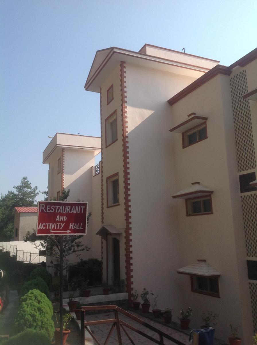 Woodsvilla Residency - Housity