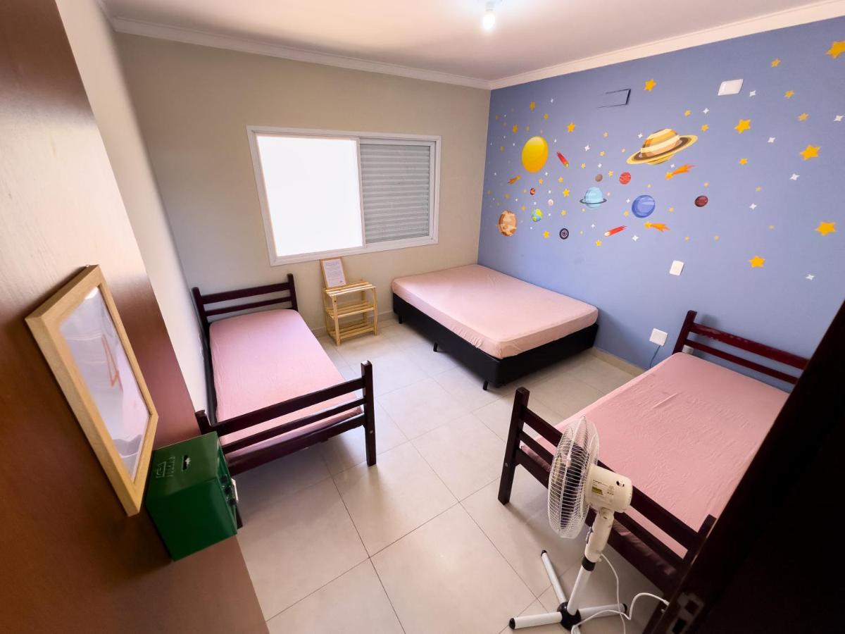 HOSTEL FAMÍLIA CASTOR - Housity