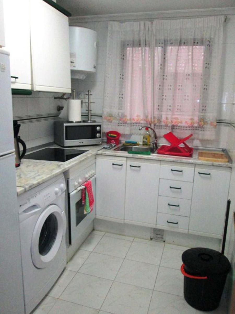 Sea View Apartment - Housity