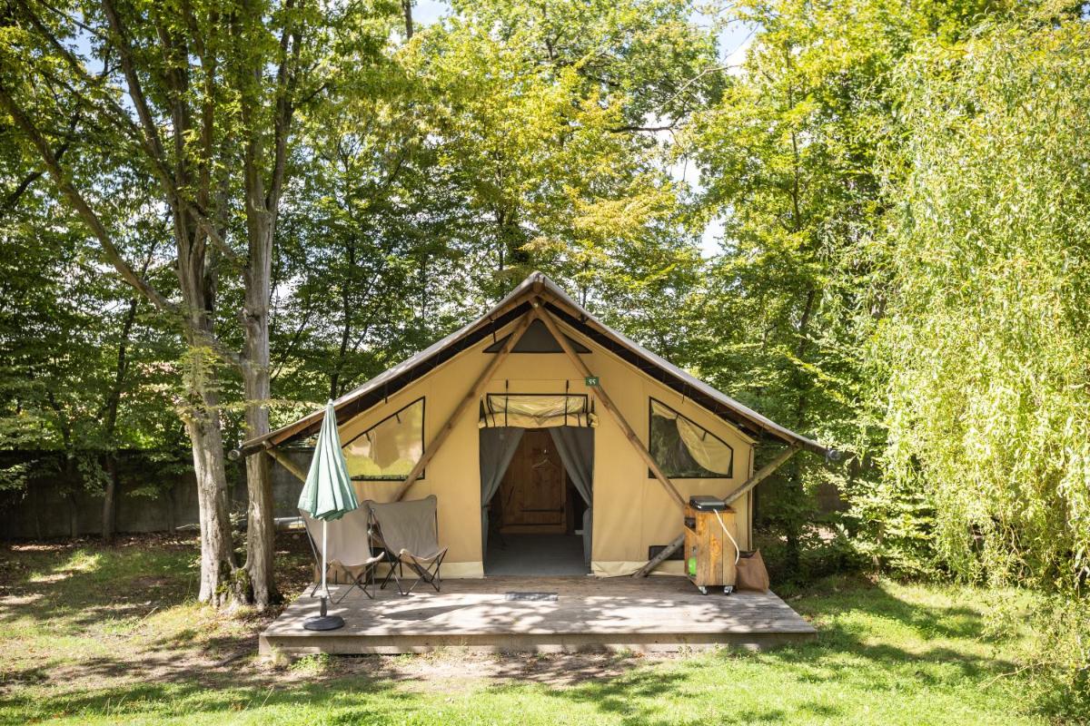 Huttopia Versailles - Housity