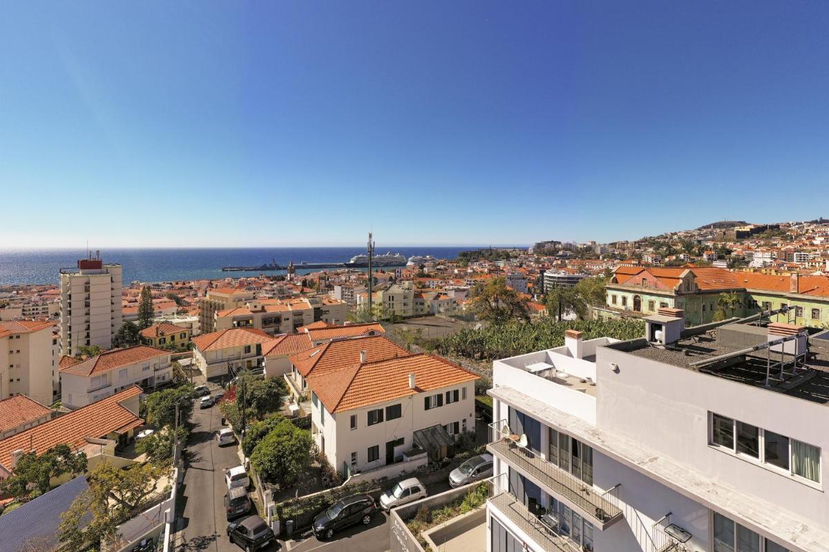 Rooftop Funchal - Housity