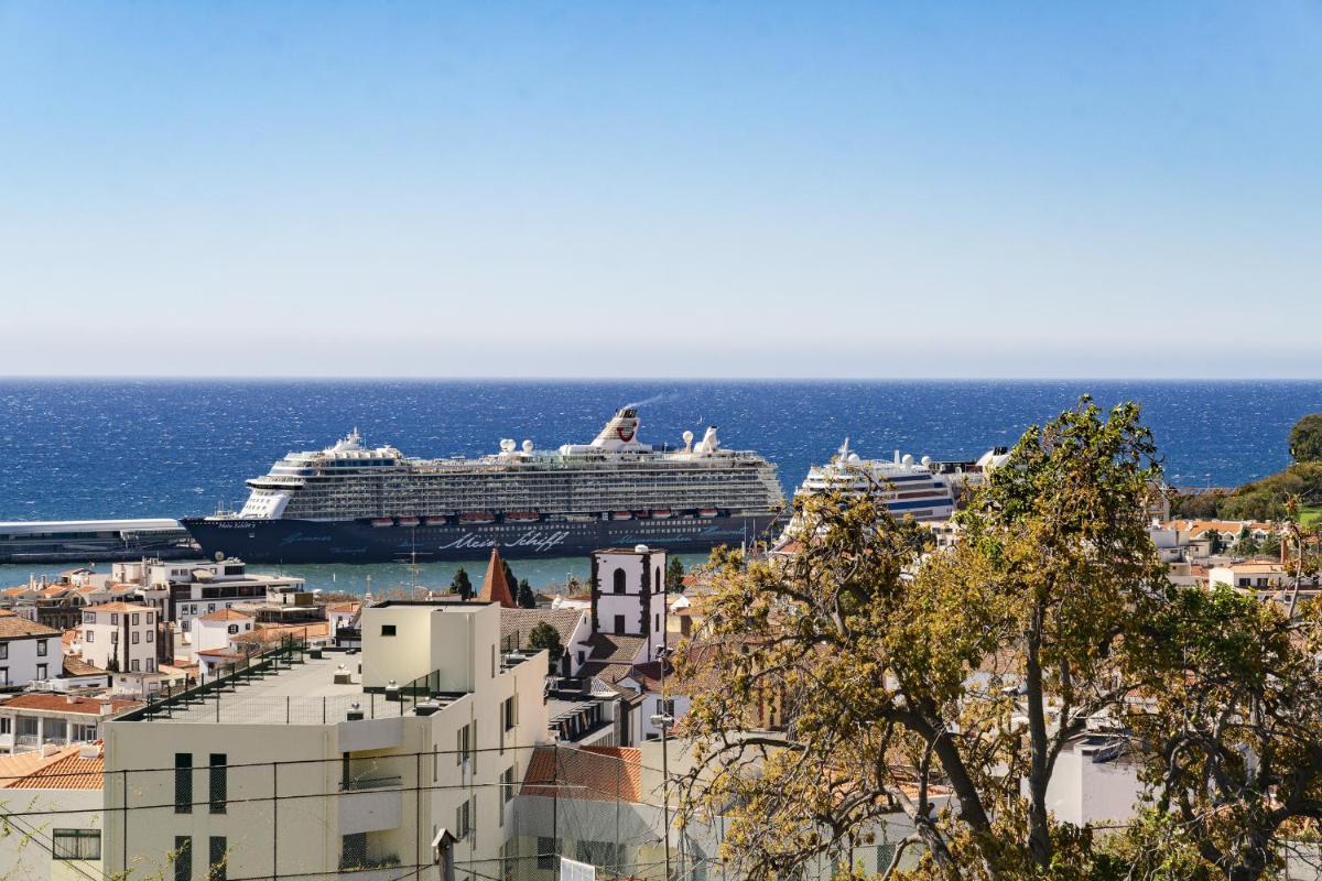 Rooftop Funchal - Housity