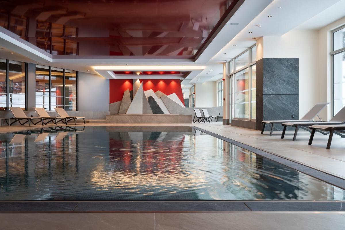 Piscine de l'établissement MGM Hôtels & Résidences - Hôtel Alhéna ou située à proximité