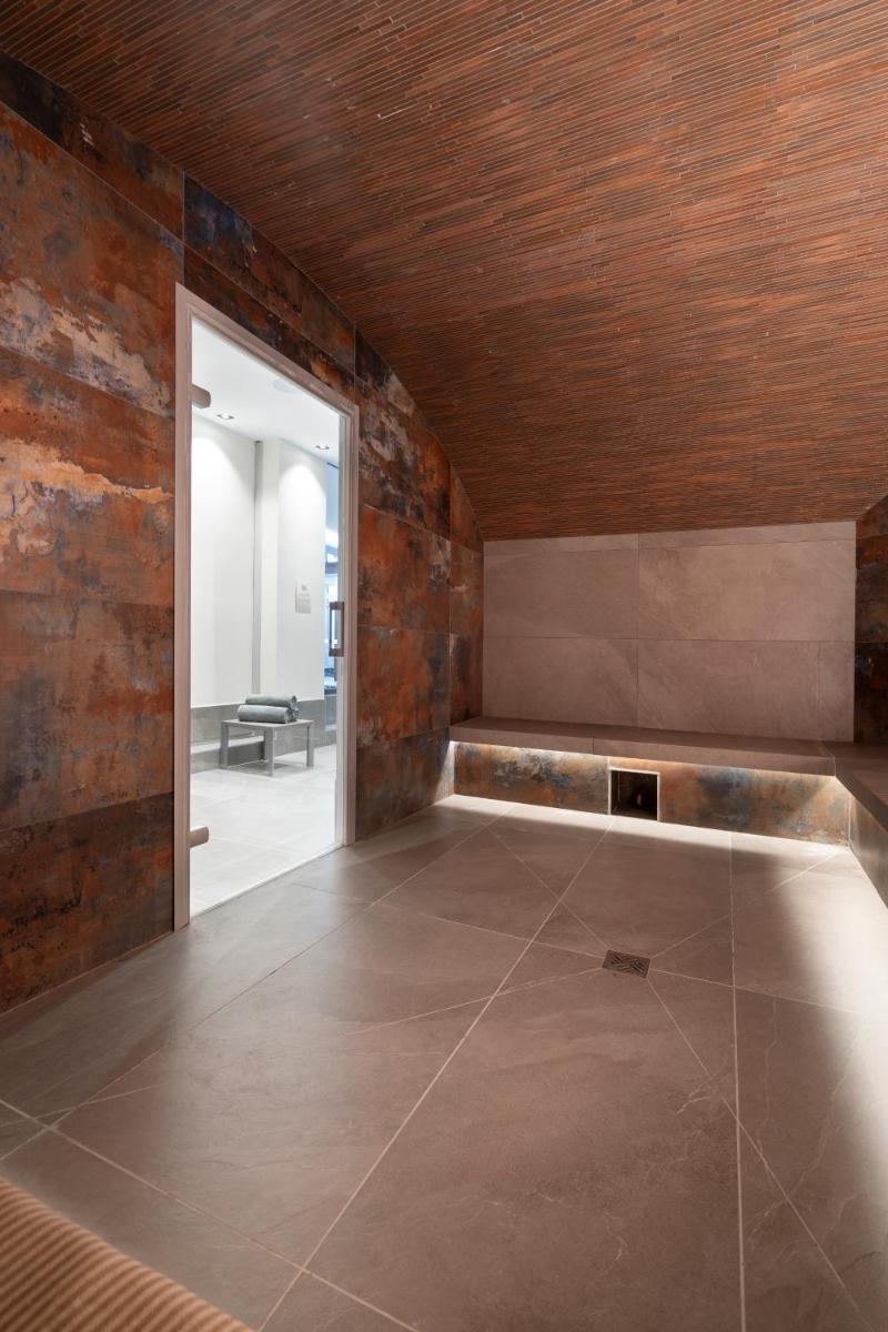 Salle de bains dans l'établissement MGM Hôtels & Résidences - Hôtel Alhéna