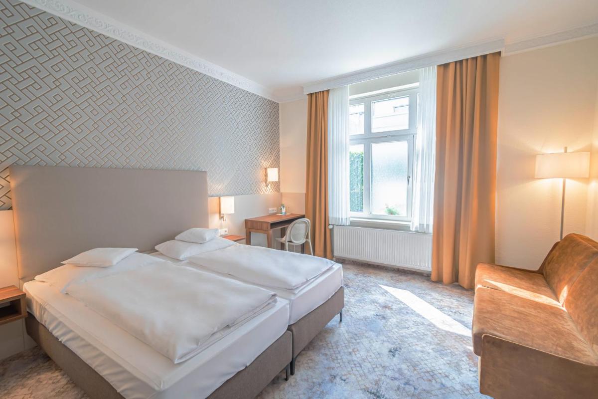 Hotel Villa am Kurpark - Housity