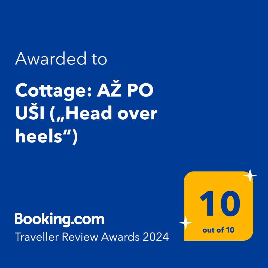 Cottage: AŽ PO UŠI („Head over heels“) - Housity