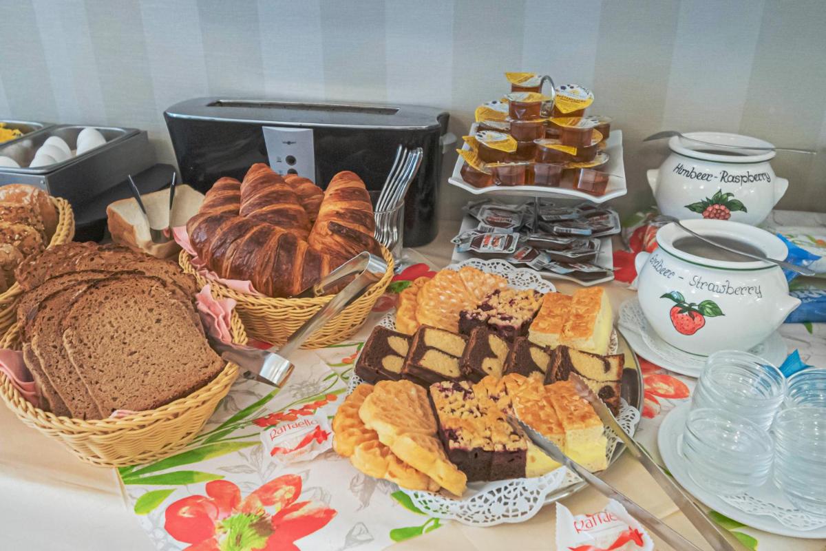 Hotel Villa am Kurpark - Housity