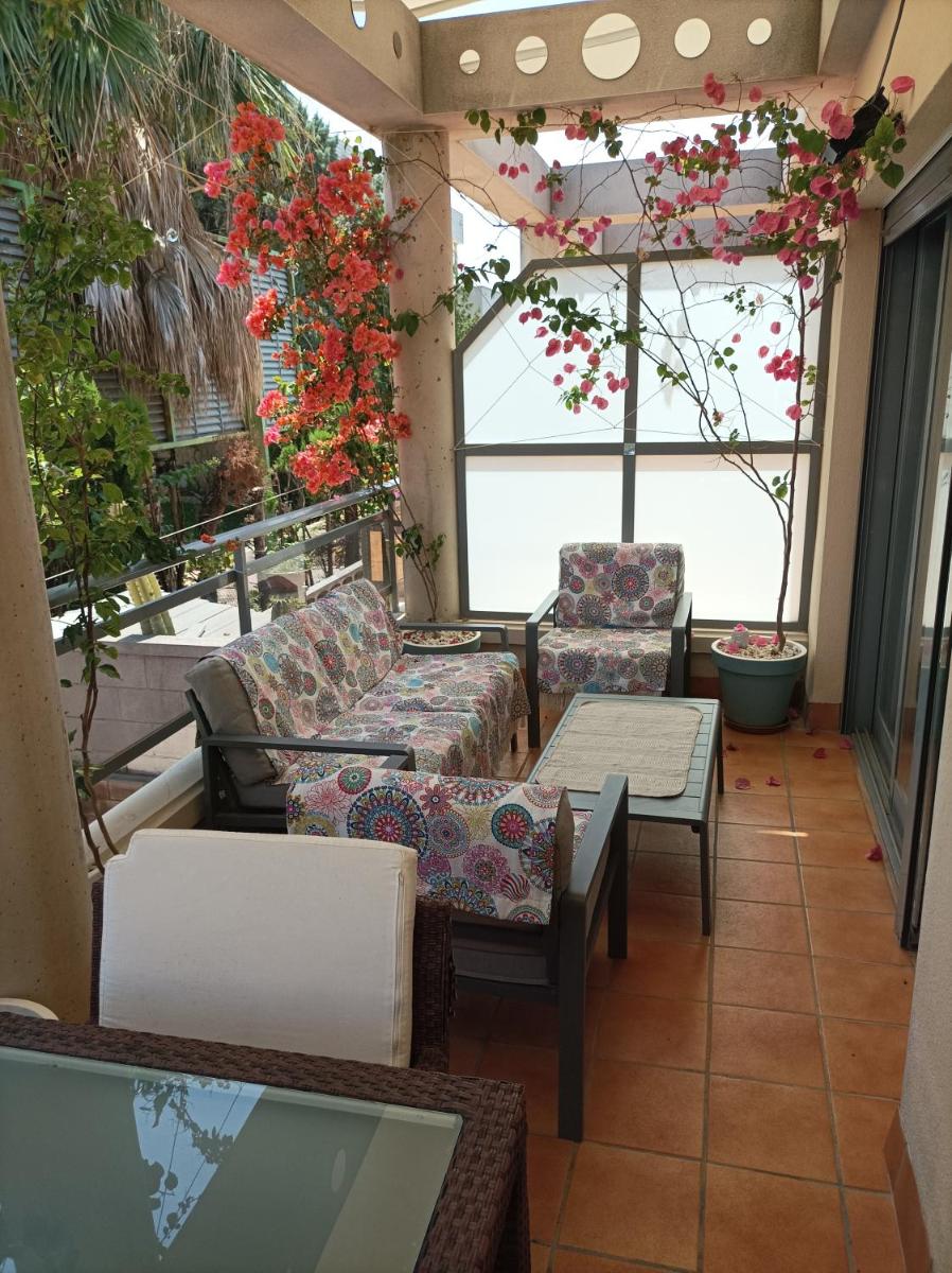 Adosado a 300m de la playa VT-49863-V - Housity
