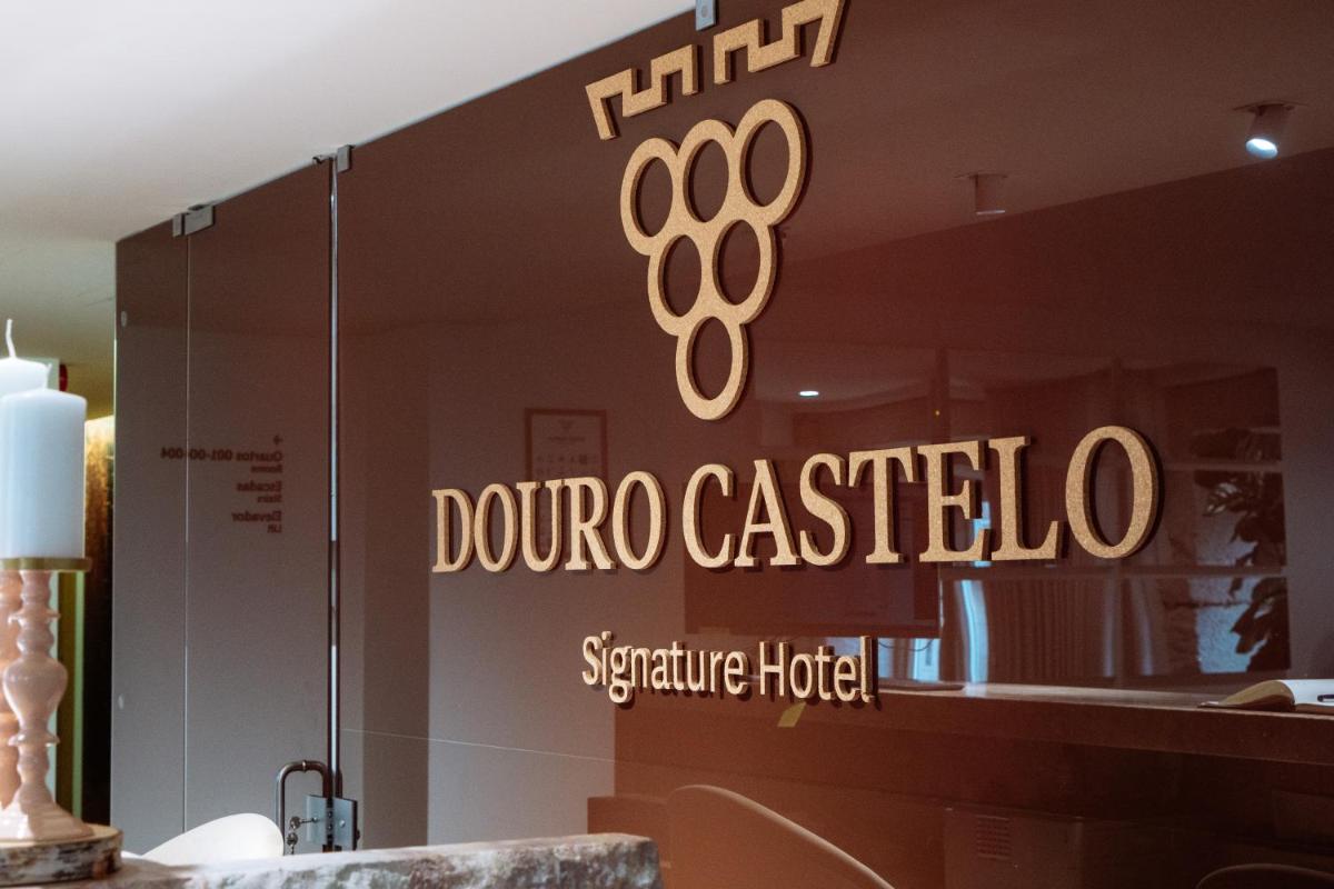 Um certificado, prémio, placa ou documento mostrado em Douro Castelo Signature Hotel & Spa