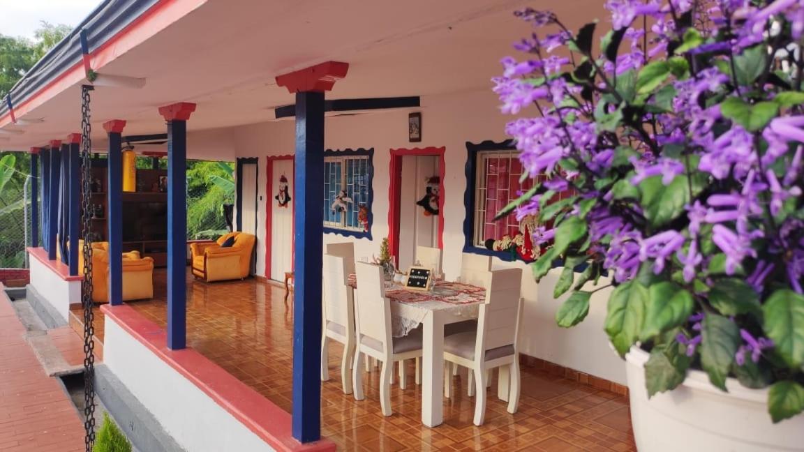 Finca Hotel Villa Luna - Housity