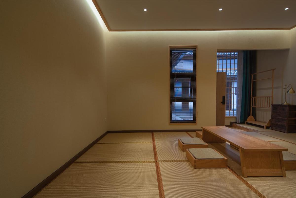 Lijiang Man She - Snow Mountain View Designer B&B - Housity