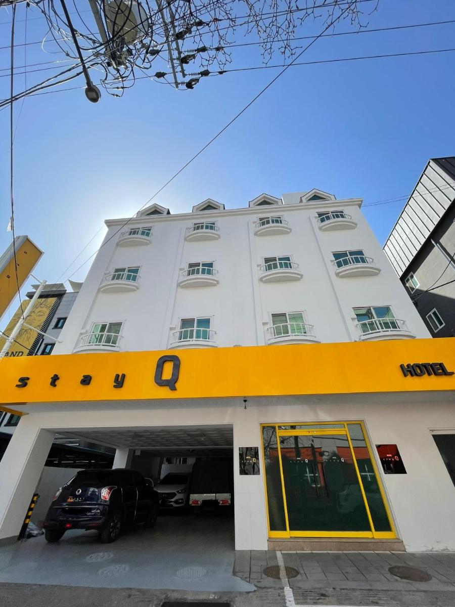 Suitetrails - Hotel Stay Q