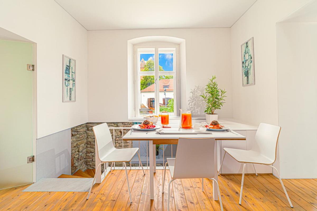 Komló Apartman - Mátyás - Housity