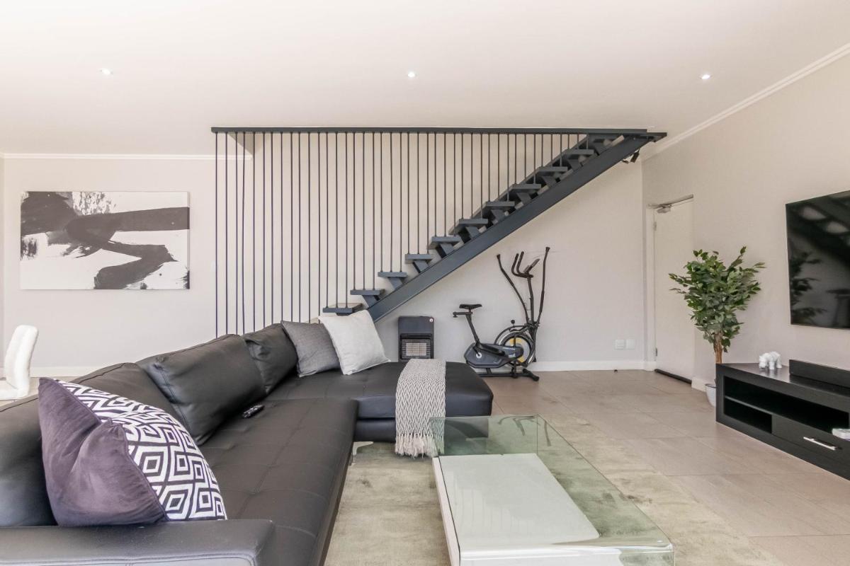 Sandton Smart Home 1 - Hizvo
