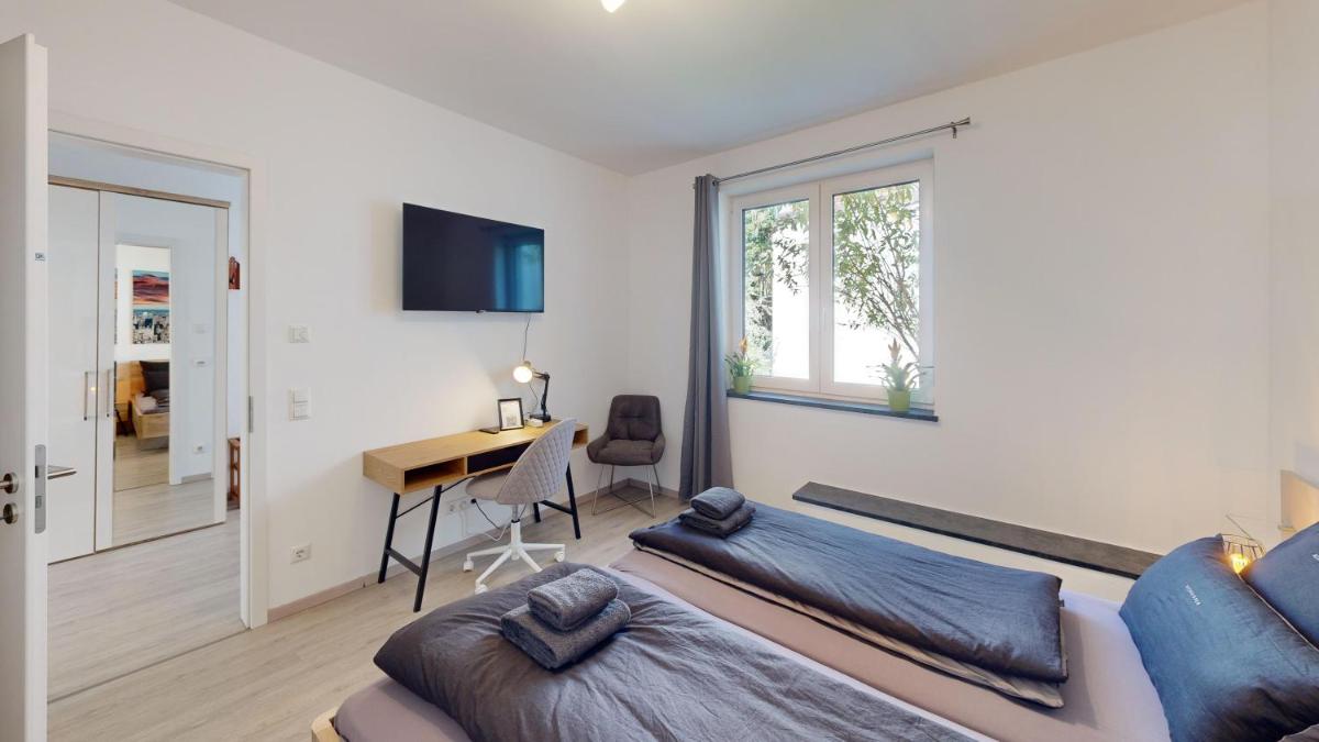SweetHome - Poing Apartments - Housity