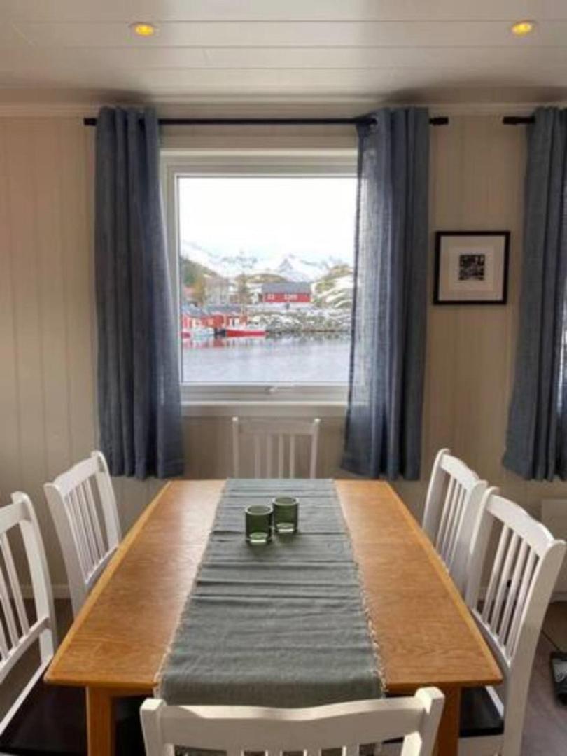 Damperiholmen cabin - Housity
