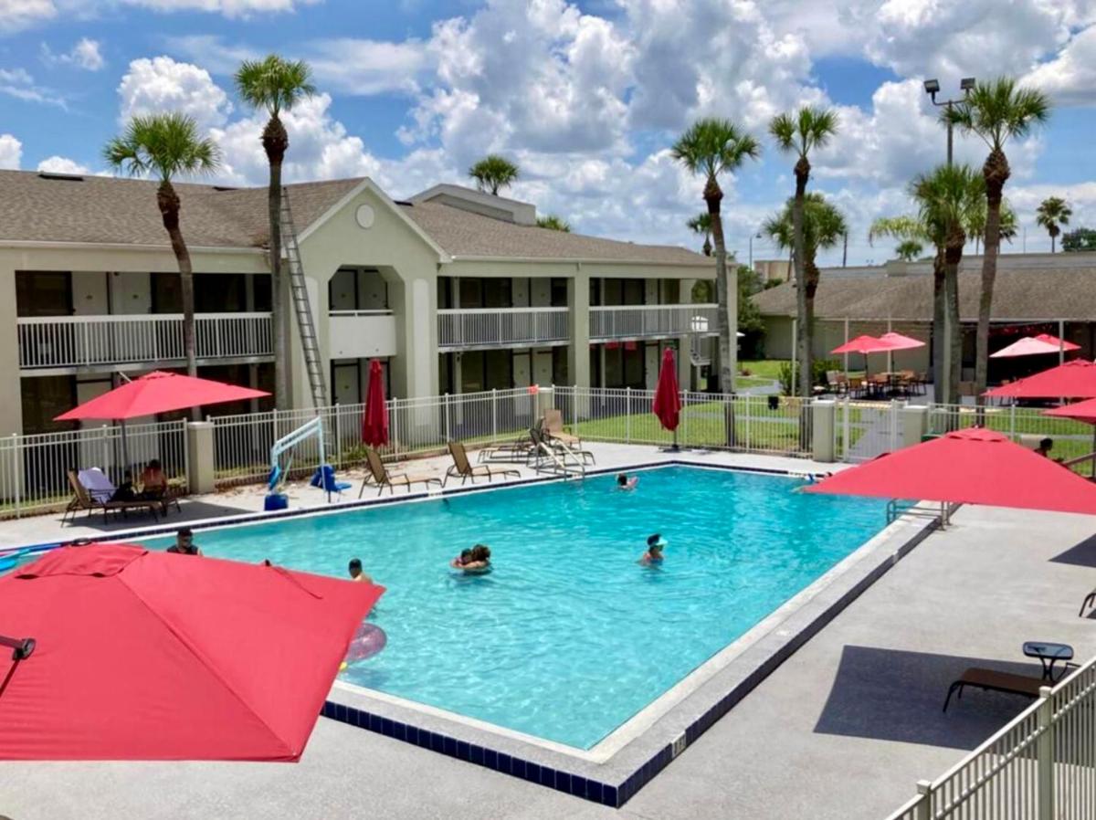 Pool - WiFi - Parking - Best Location ! - Housity