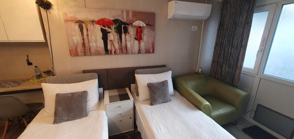 Aparthotel 1 ,, Cosy House Mini Studio '' - Sauna & Parking - Housity