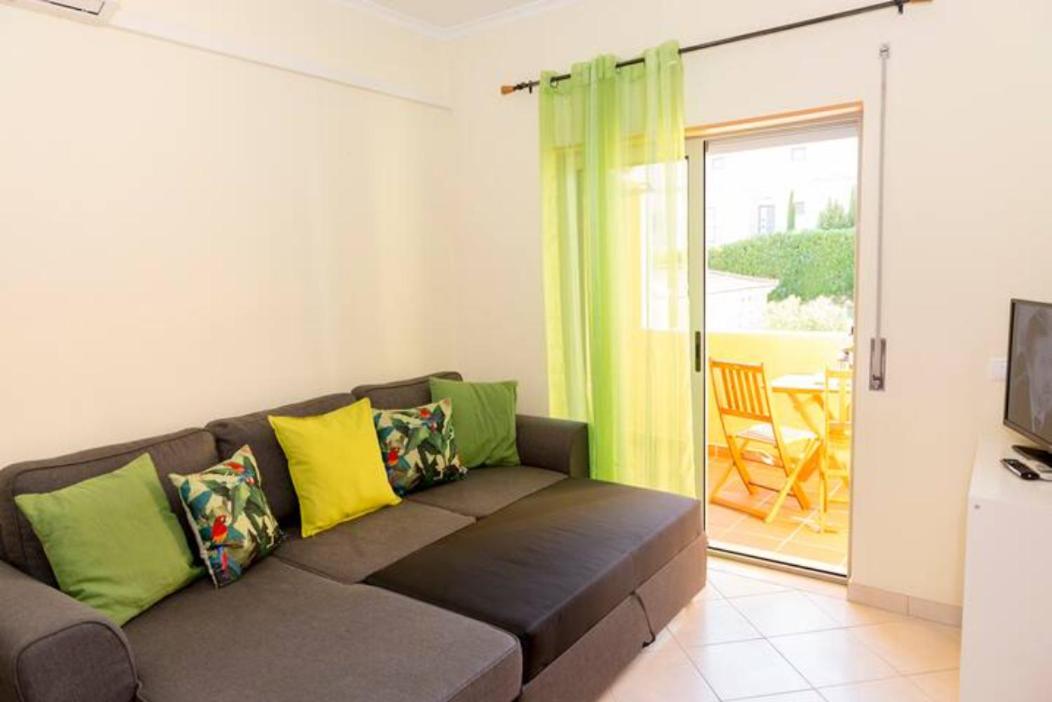 TAC - Alcantarilha House - Housity