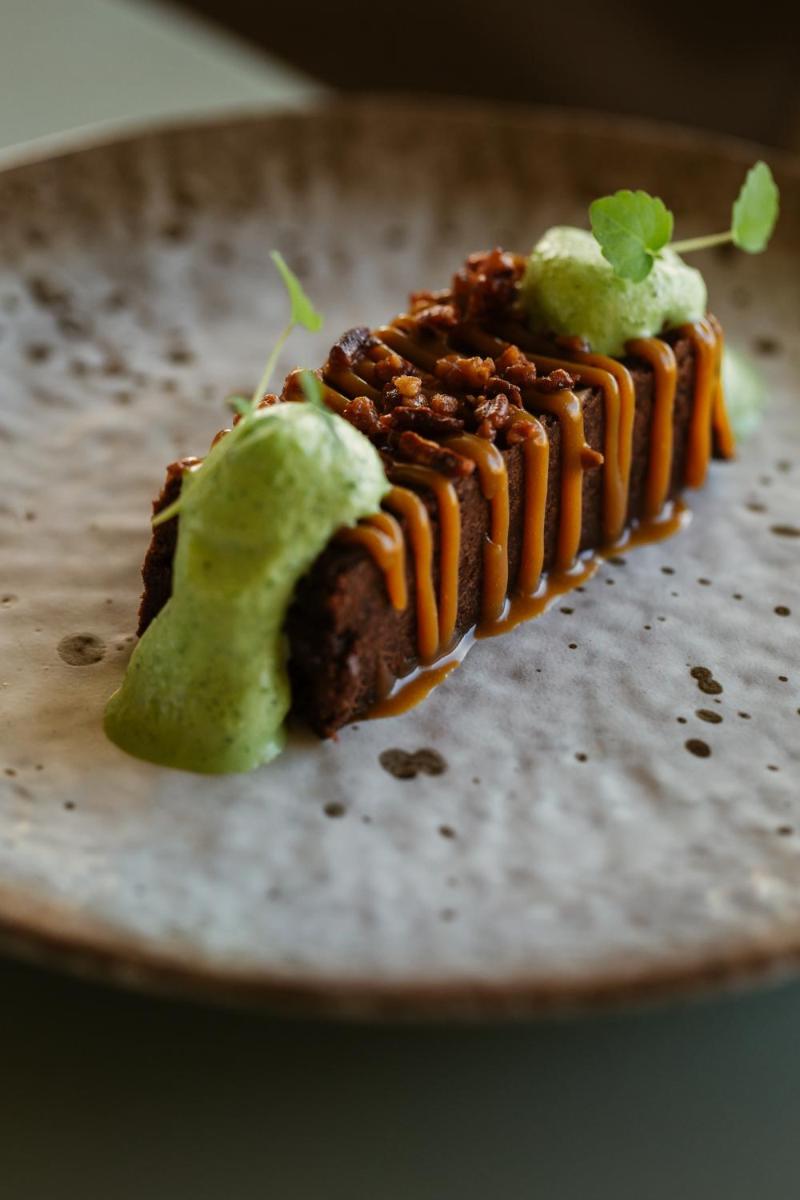 Comida en o cerca de este hotel