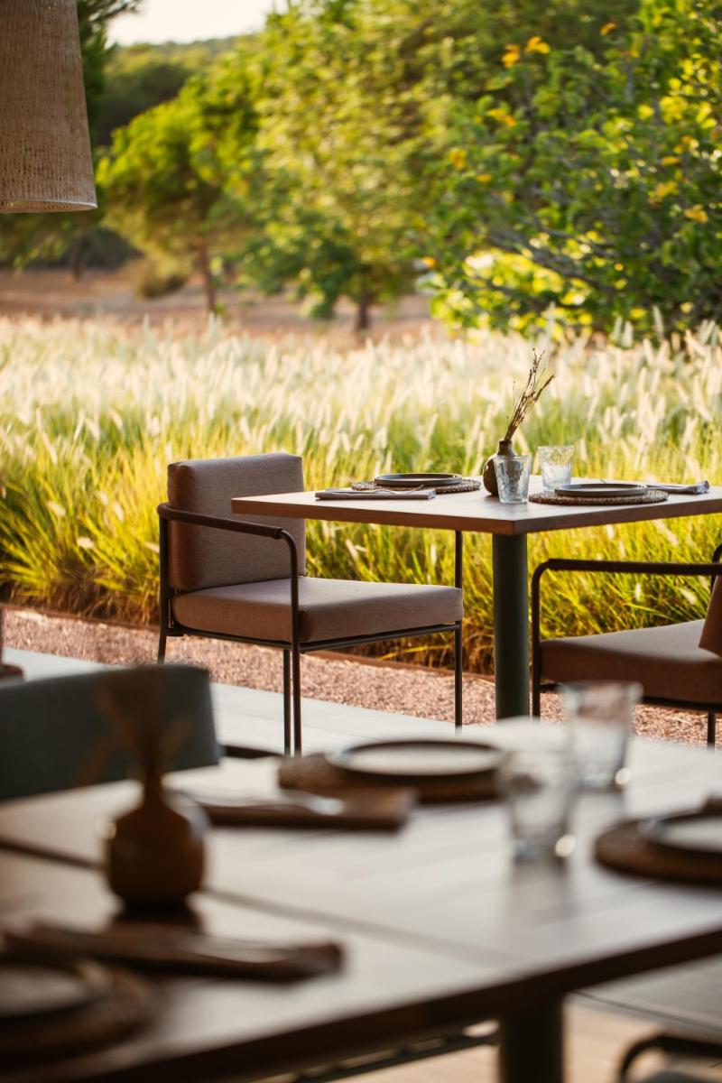 Jardín al aire libre en Ca Na Xica - Hotel & Spa