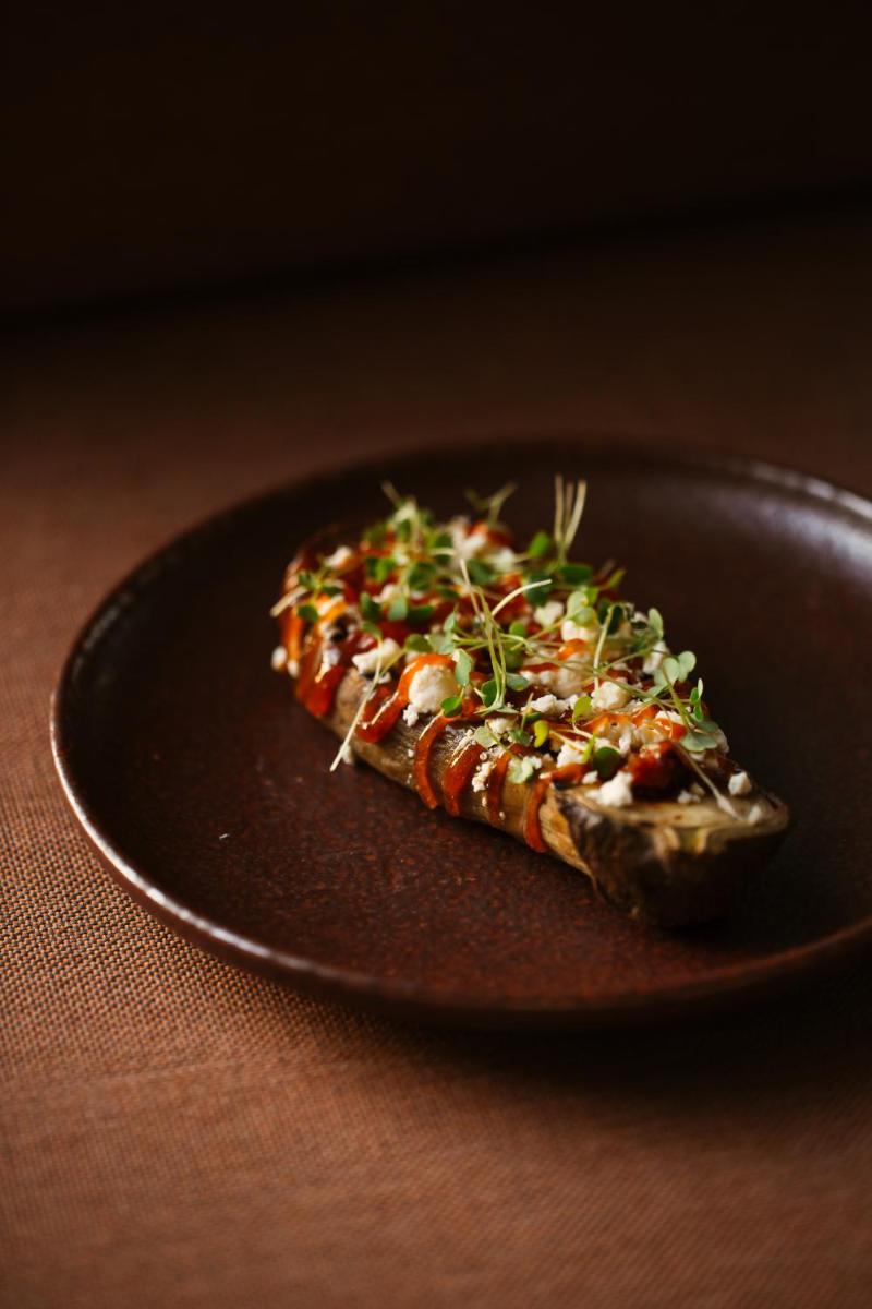 Comida en o cerca de este hotel