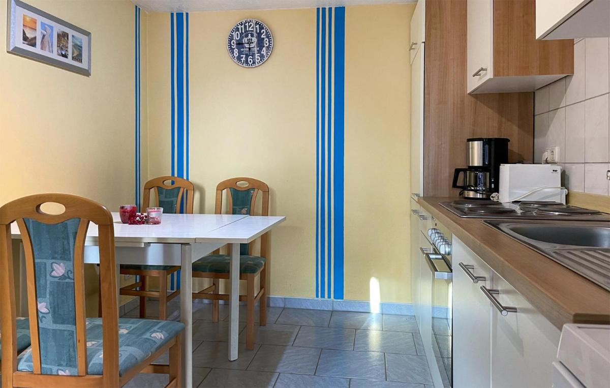2 Bedroom Awesome Home In Biendorf - Housity