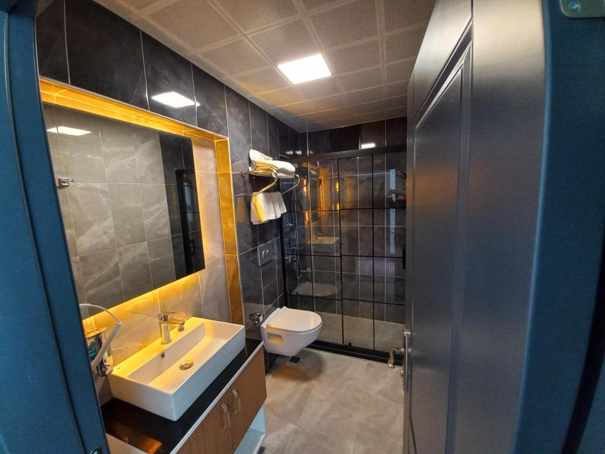 GRAND BELLİ OTEL - Housity
