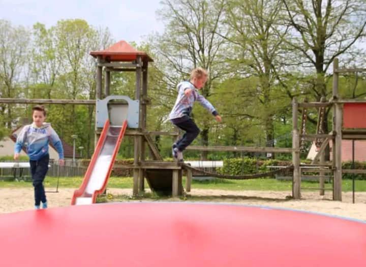 Recreatiewoning Maas en Waal 92 - Housity