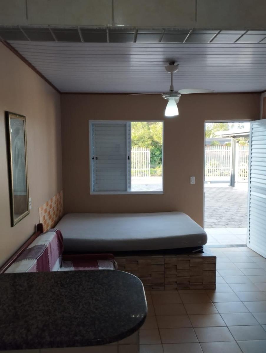 Rainha das ondas - Housity