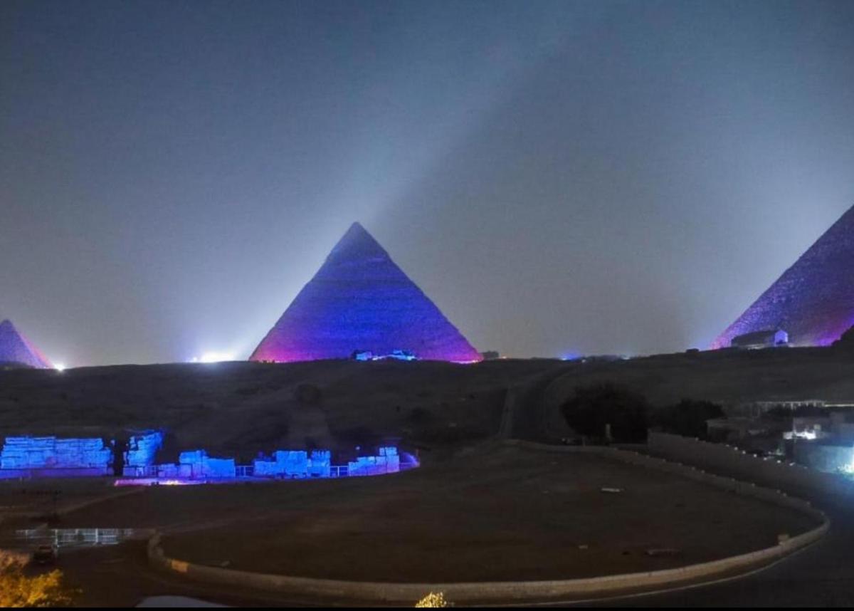 Pyramids hotel - Housity