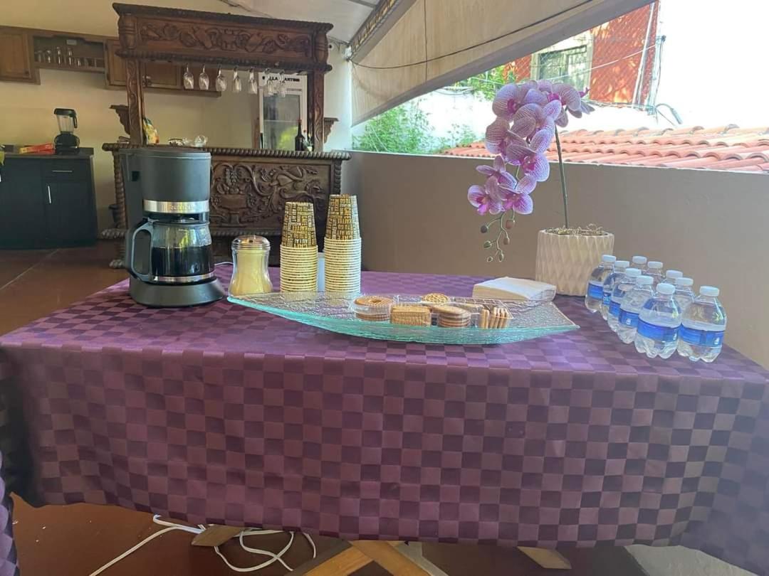Hotel Maria Emilia Desayuno en cortesia - Housity