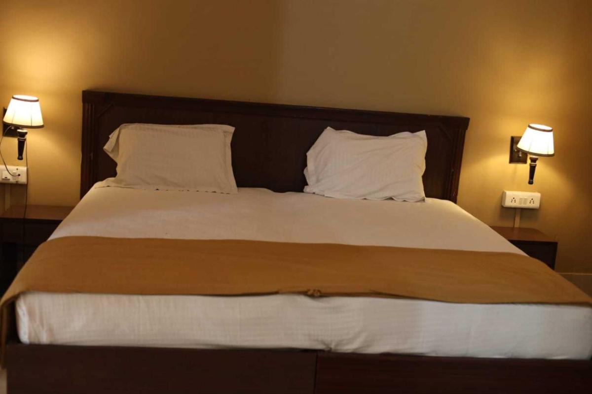Hotel O SHREE KRISHNA JUNGLE RESORT KHAJURAHO - Housity