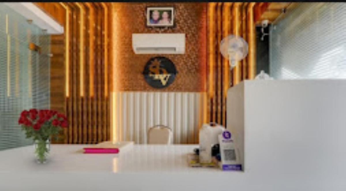 Shree Dev Villa Hotel Kanpur - Housity