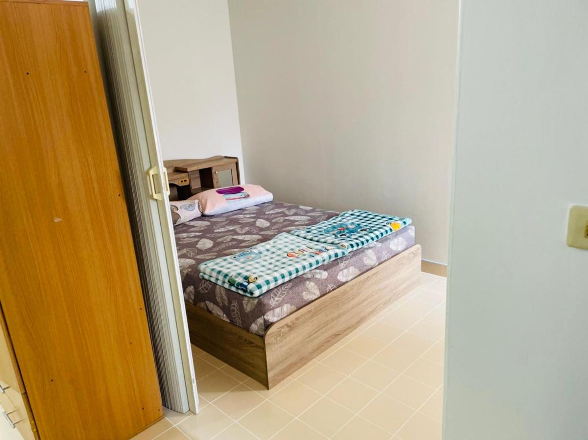 Dailyroom by Anna T1-T12 - Hizvo
