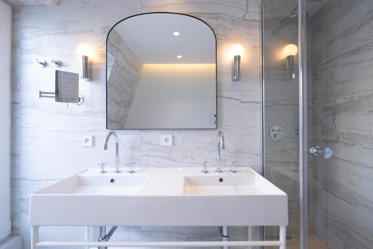 Salle de bains dans l'établissement Hotel des Carmes by Malone