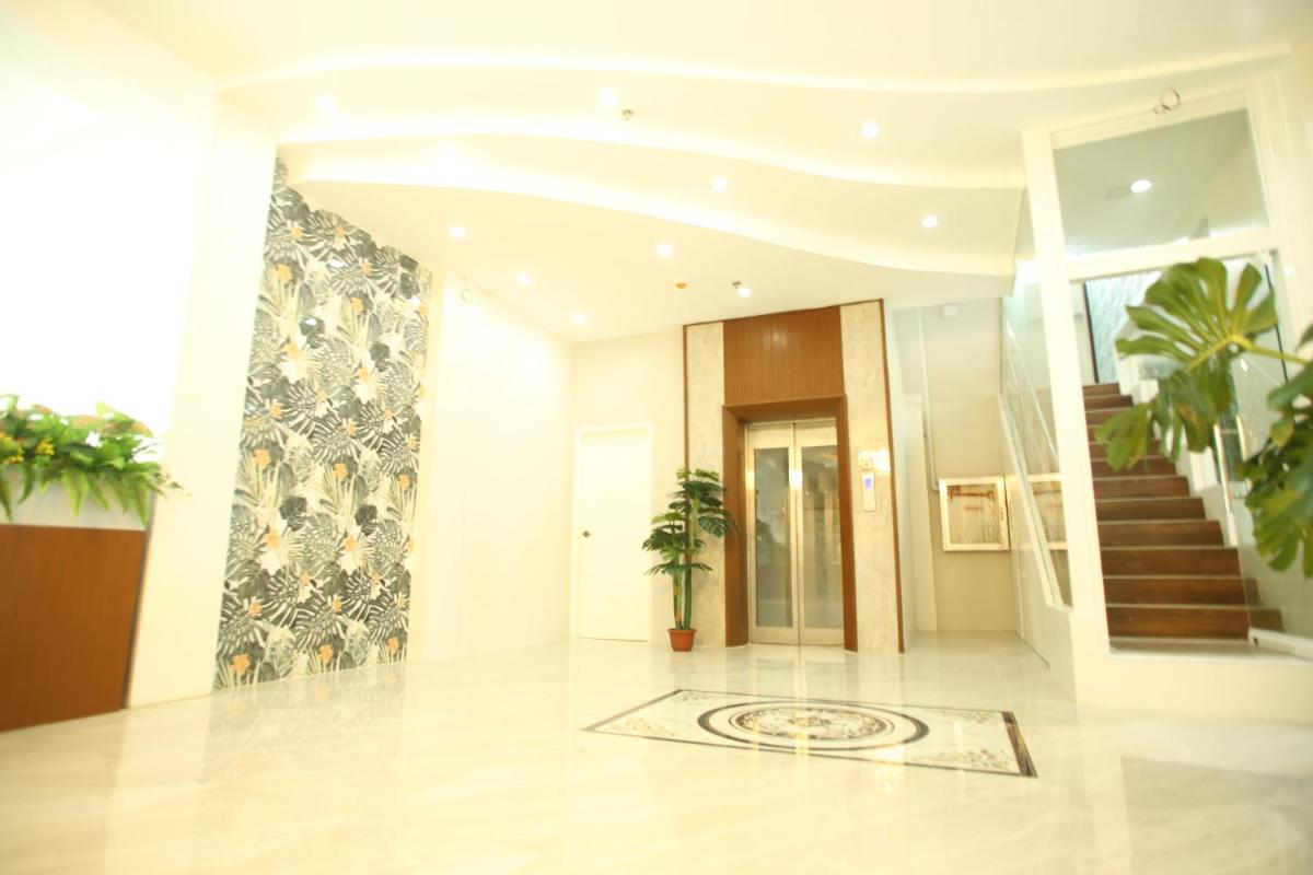 Subic Pearl Resort Hotel - Housity