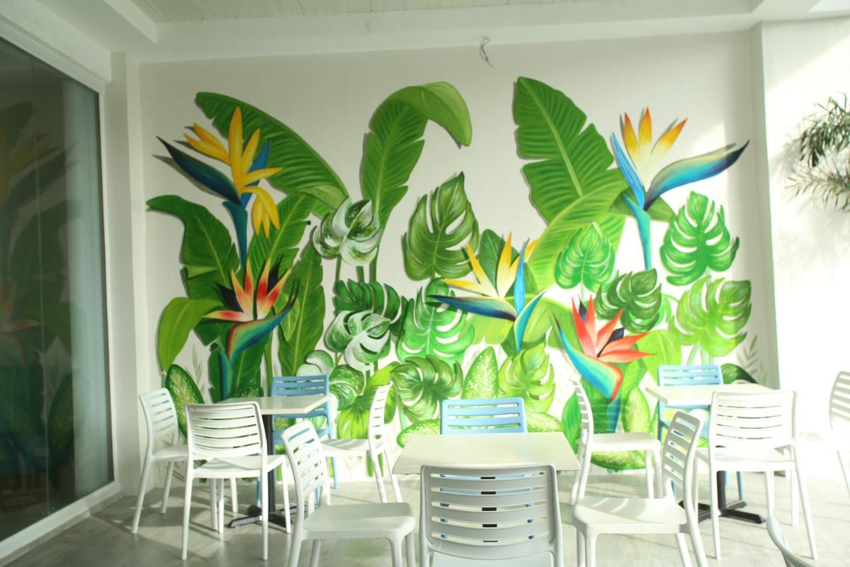 Subic Pearl Resort Hotel - Housity