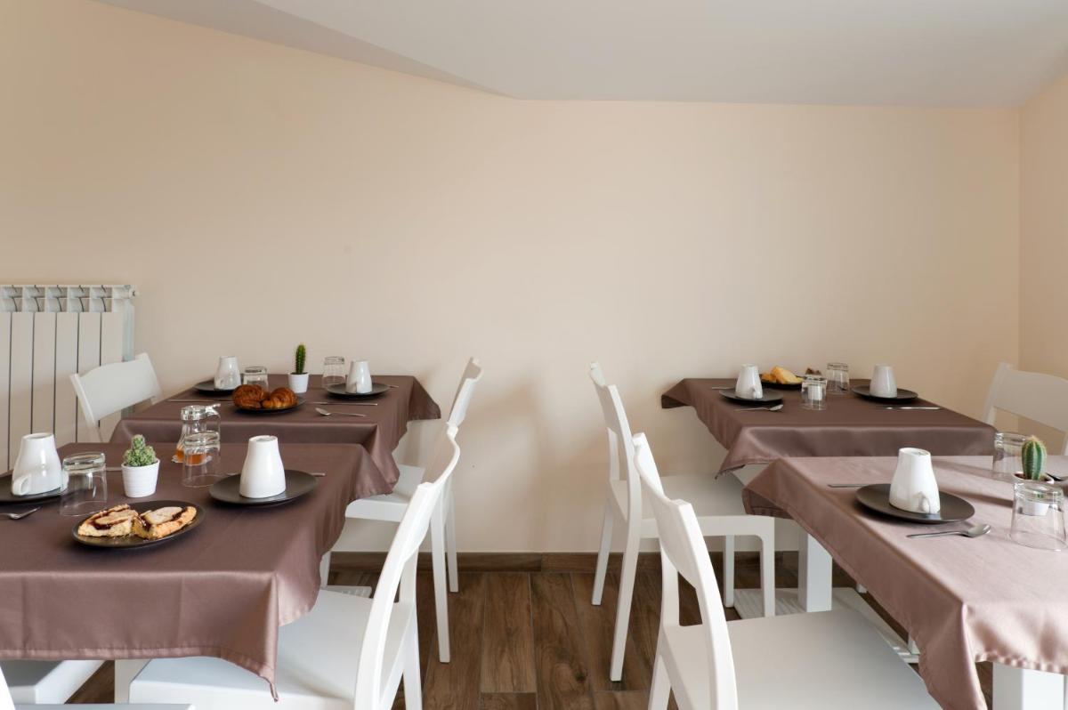Suitetrails - B&B Raffaello a Mare