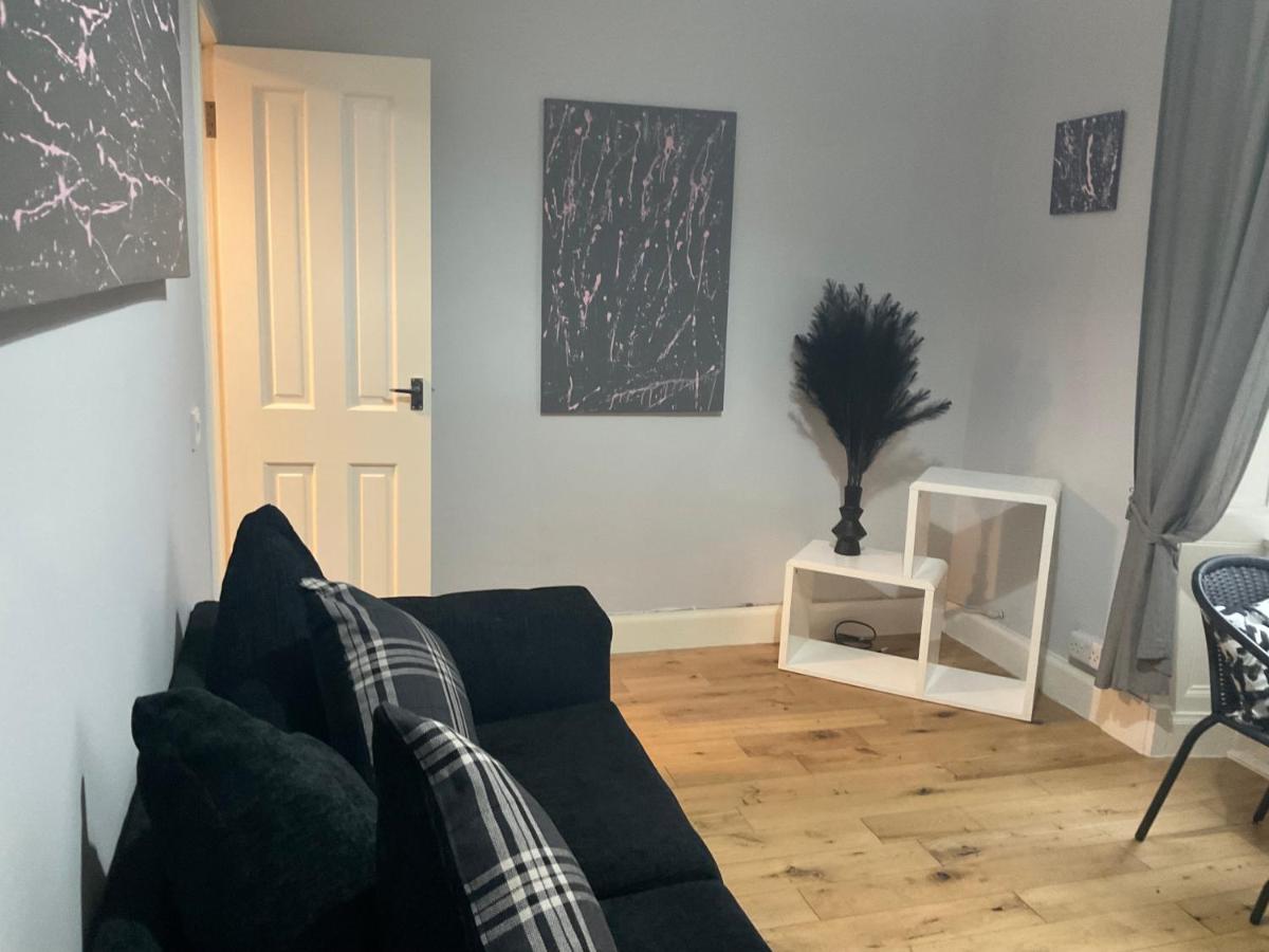 105 Nelson str Ground Right - Housity