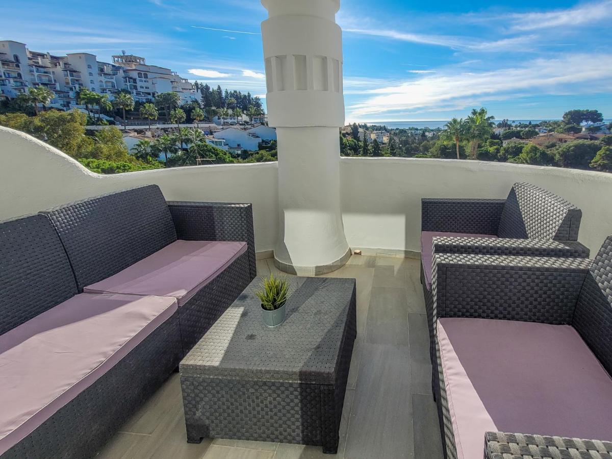 ☆Cozy 2BR apt. with sea views WIFI/AC/PARKING - Housity